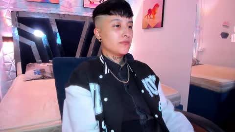 Snapshot of abby_thommson chatting on 10-01-25, 01:44 Abby online show from 10-01-25, 01:44