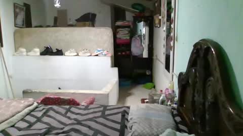 Snapshot of abbyasher chatting on 01-08-25, 11:30 Abby online show from 01-08-25, 11:30