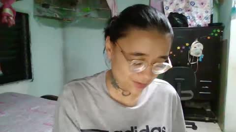 Snapshot of abbyasher chatting on 02-21-25, 11:32 Abby online show from 02-21-25, 11:32