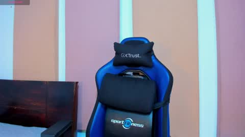 Snapshot of abbyblairs3 chatting on 04-08-26, 04:45 ---Abby--- online show from 04-08-26, 04:45