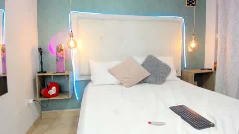 Abby Dixon  online show from 02-18-25, 03:42