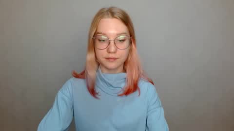 Abby Lovense is active online show from 12-20-24, 01:00