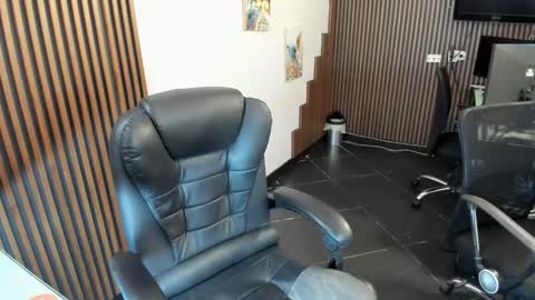 Abby Stones online show from 10-22-25, 10:26