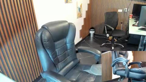 Abby Stones online show from 11-26-25, 11:00