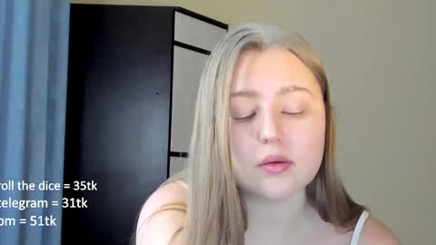 Snapshot of abbywyte chatting on 02-15-25, 02:22 Abby    Stream at Sat  Sun  Mon  Fri online show from 02-15-25, 02:22