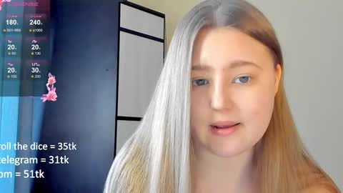 Snapshot of abbywyte chatting on 02-23-25, 12:37 Abby    Stream at Sat  Sun  Mon  Fri online show from 02-23-25, 12:37