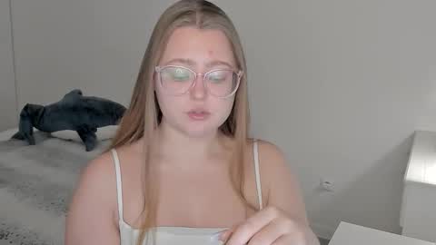 Snapshot of abbywyte chatting on 02-01-26, 03:10 Abby Stream at Sat Sun Mon Fri online show from 02-01-26, 03:10