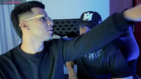 Independence model AbelAsburgo online show from 12-18-24, 03:37