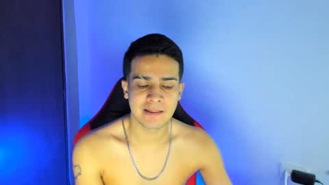 Independence model AbelAsburgo online show from 07-28-26, 01:34