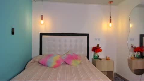 Snapshot of abellaconnor chatting on 11-26-25, 09:05 Abella and Kendra online show from 11-26-25, 09:05