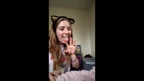 Baby g online show from 02-18-26, 02:46