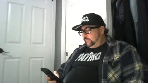 AJ online show from 05-17-26, 11:34