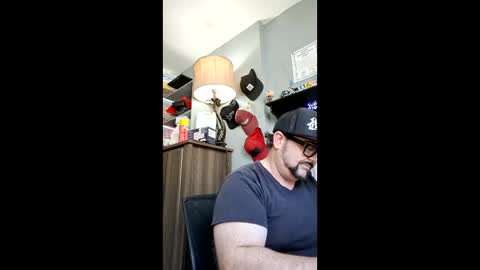 AJ online show from 05-22-26, 10:04