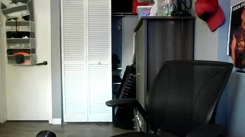 Snapshot of abennett76 chatting on 07-09-26, 03:21 AJ online show from 07-09-26, 03:21