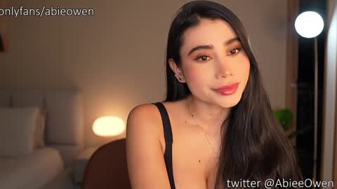 abie_owen online show from 03-26-26, 12:17