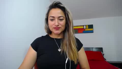 Snapshot of abie_spicy_ chatting on 02-19-25, 12:44 ximena online show from 02-19-25, 12:44