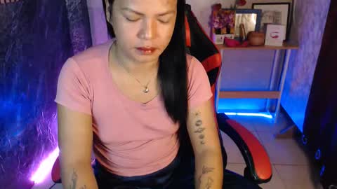 Snapshot of abigail_vergara chatting on 09-29-25, 03:33 abigail_vergara online show from 09-29-25, 03:33