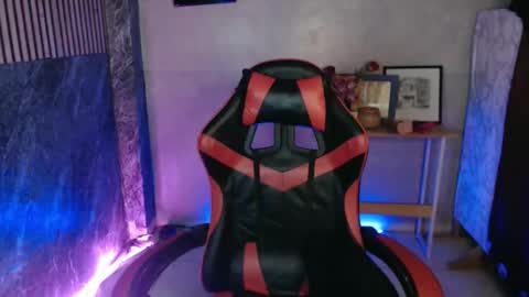 Snapshot of abigail_vergara chatting on 10-15-25, 06:35 abigail_vergara online show from 10-15-25, 06:35