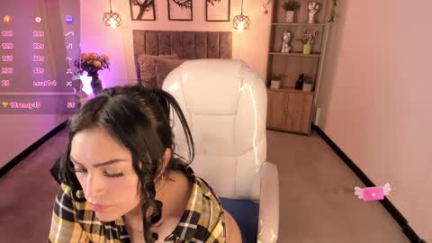 Snapshot of abiigaiil_ chatting on 09-11-25, 08:31 Abigail online show from 09-11-25, 08:31