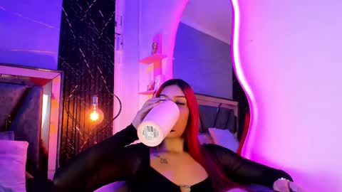 Snapshot of abiilene_cameron chatting on 09-24-25, 02:37 abiilene_cameron online show from 09-24-25, 02:37