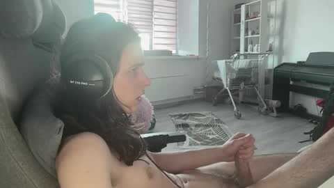 Snapshot of abobus123 chatting on 05-16-26, 03:00 hi cum in pvt noi extra tip online show from 05-16-26, 03:00
