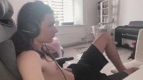 Snapshot of abobus123 chatting on 05-21-26, 11:17 hi cum in pvt noi extra tip online show from 05-21-26, 11:17