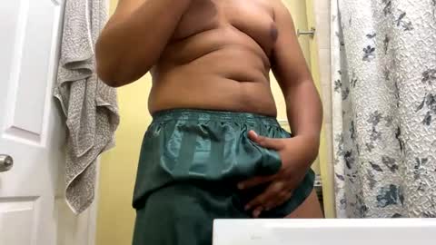 aboveaverage39 online show from 10-13-25, 11:21