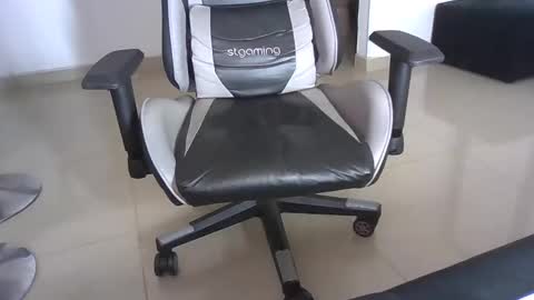 abraca402512 online show from 02-01-26, 05:44
