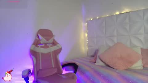 Abril  online show from 02-24-26, 12:36