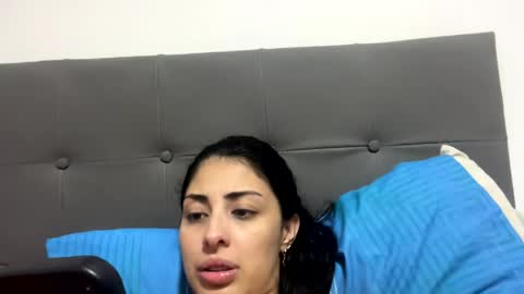 abrilsantosxo online show from 05-13-26, 01:41
