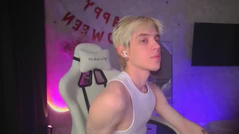 Nick online show from 10-31-25, 02:29