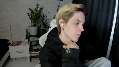 Nick online show from 04-21-26, 08:53