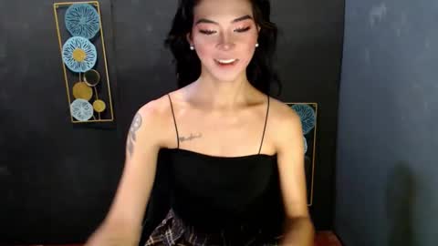 Snapshot of absolutelyselfsucker69 chatting on 09-16-25, 01:39 Miss Sophie online show from 09-16-25, 01:39