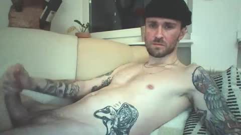 Snapshot of achix2704 chatting on 03-04-26, 09:54 achix2704 online show from 03-04-26, 09:54