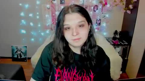 Kate online show from 04-30-26, 01:12