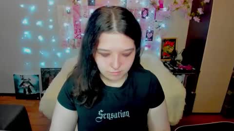 Snapshot of acid_kate chatting on 05-07-26, 12:49 Kate online show from 05-07-26, 12:49