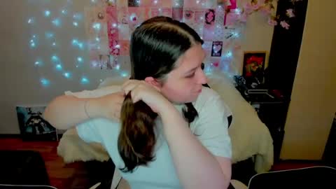 Kate online show from 07-12-26, 12:01