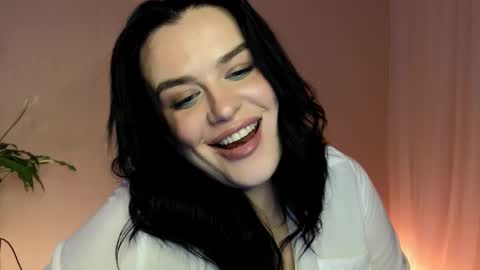 Snapshot of actavia_rose chatting on 03-11-25, 10:42 my inst love inside 17 online show from 03-11-25, 10:42