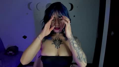 Snapshot of ada_luna01 chatting on 01-06-26, 07:23 online show from 01-06-26, 07:23