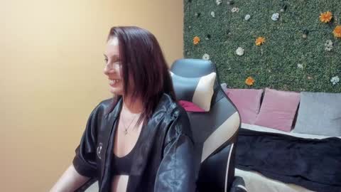 Snapshot of ada_mclaine2 chatting on 01-17-25, 11:07 Ada online show from 01-17-25, 11:07