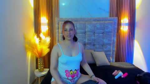 Snapshot of ada_mclaine2 chatting on 02-07-25, 12:06 Ada online show from 02-07-25, 12:06