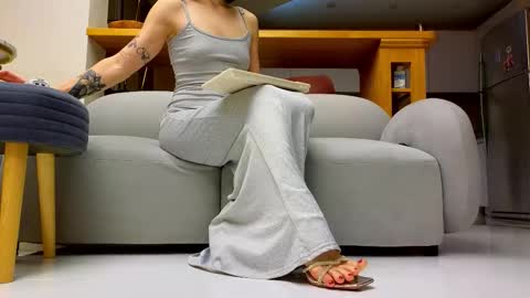 Snapshot of adagrand chatting on 10-01-25, 04:13 Ada online show from 10-01-25, 04:13