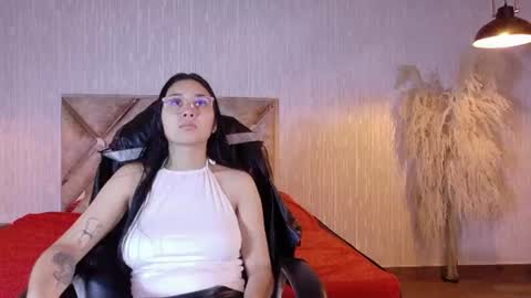 Adaira online show from 06-10-26, 12:37