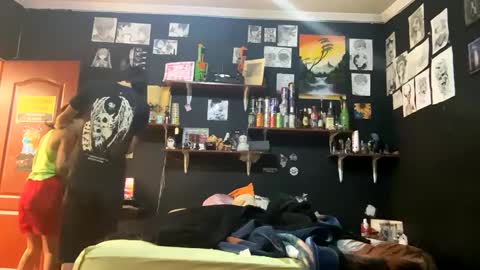 Snapshot of adam_and_abby_ chatting on 02-04-25, 05:23 adam and abby online show from 02-04-25, 05:23