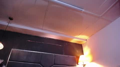 adam_fit19cm online show from 03-04-26, 02:56