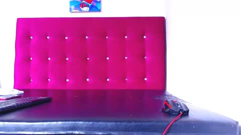 adam hot11 online show from 12-06-24, 06:39