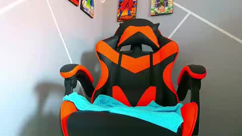 adam hot11 online show from 09-22-25, 09:06