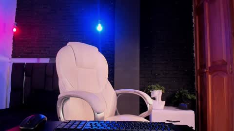 Snapshot of adam_piarse chatting on 12-04-24, 11:46 adam_piarse online show from 12-04-24, 11:46