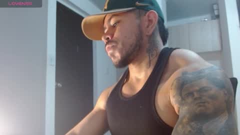 adam shilder7 online show from 02-11-26, 09:31