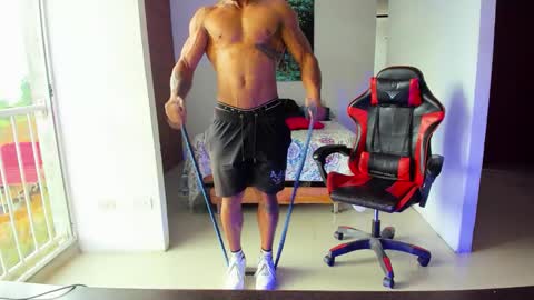 Adam Valencia online show from 09-26-25, 08:24